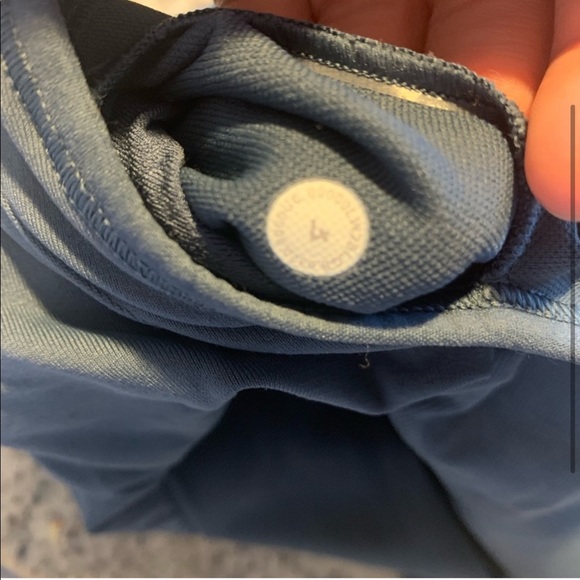 Lululemon Ebb to Train Bra Dark Navy Grey - Picture 3 of 3